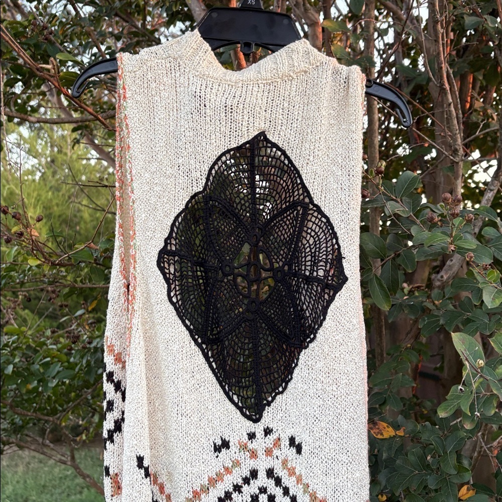 Democracy Cream Knit Sweater - Picture 7 of 8